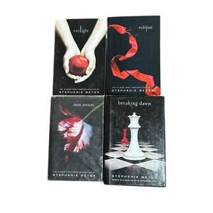 Set of 4 Complete Twilight Saga Series Books 1-4 Stephanie Meyer Paperback Hard